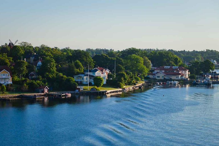 Stockholm: Archipelago Tour with Swedish Fika