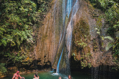 Luang Prabang: Nong Khiaw, 3 días de senderismo y acampada, alojamiento en casa particular.Luang Prabang: Nong Khiaw, 3 días de senderismo y acampada, alojamiento en casa particu
