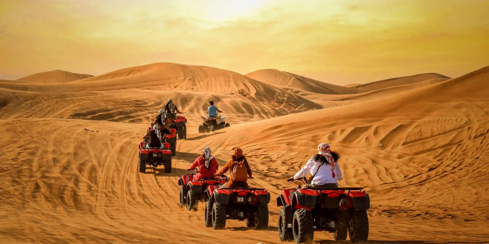ドバイ砂漠のゴールデンサンド・天然インテリア用砂✨希少なお土産