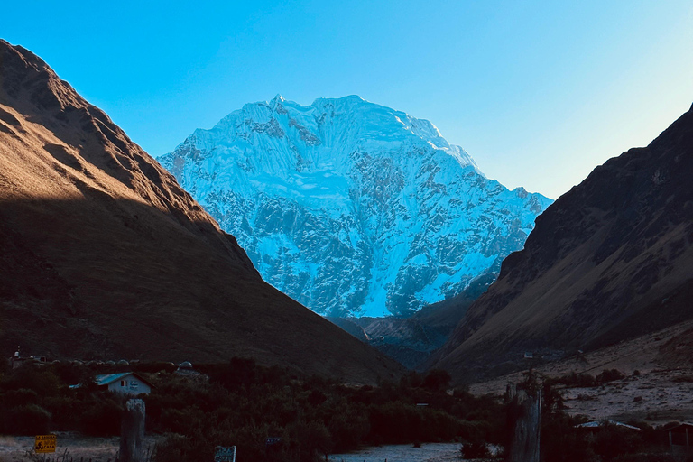 Klassieke Salkantay Trek 5 dagen naar Machupicchu met lux koepels