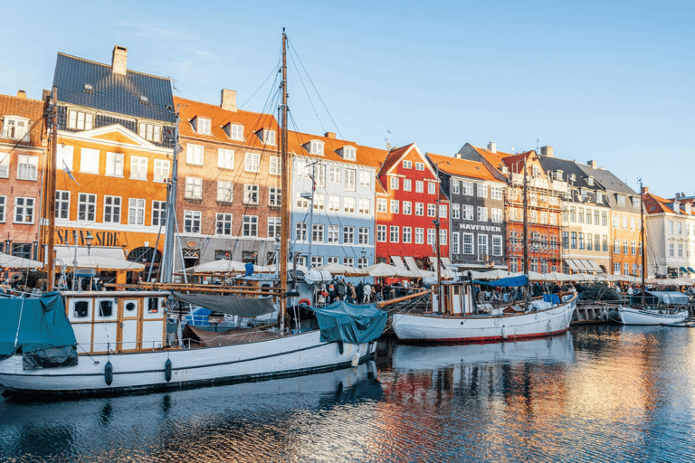 Privat rundvandring i Köpenhamn – höjdpunkter och dolda pärlor8 timmar - Rundvandring i Köpenhamn