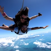 Airlie Beach: Skydive with Beach Landing | GetYourGuide