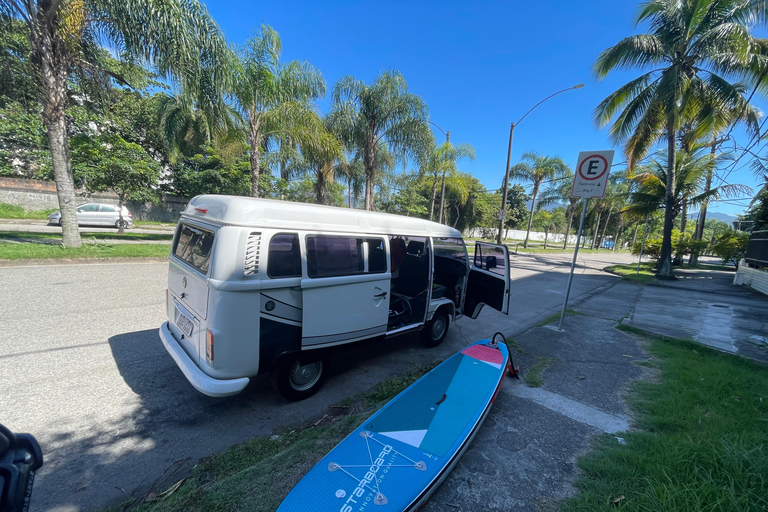 Rio : SUP Paddleboarding avec transfert en VW Kombi TransporterSUP Paddling au point de rencontre de Lagoa pendant 1,5 heures