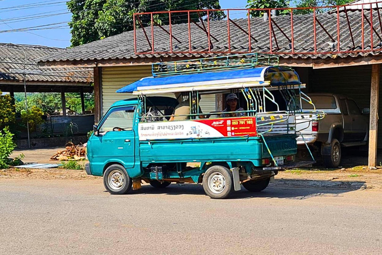 Från Luang Prabang: Långsam båt till Huay Xai 2 dagar, 1 natt