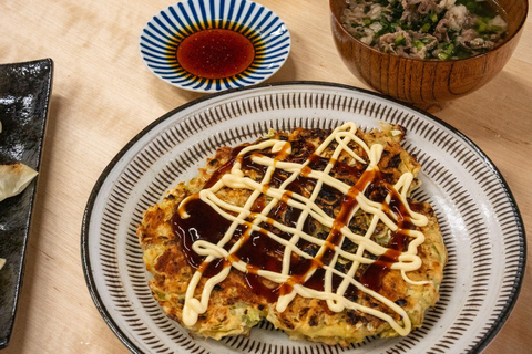 Osaka : Cours de cuisine et dégustation de saké avec visite du marché local