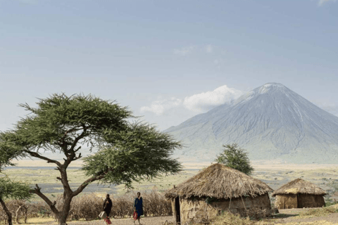 Arusha: Lake Natron 3-Day Tour with Maasai Village Visit