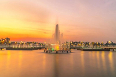Beyond the Corniche: Jeddah Sunset Tour