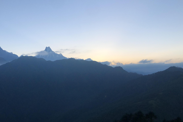 Trekking al Campo Base del Annapurna con regreso en helicóptero - 8 Días