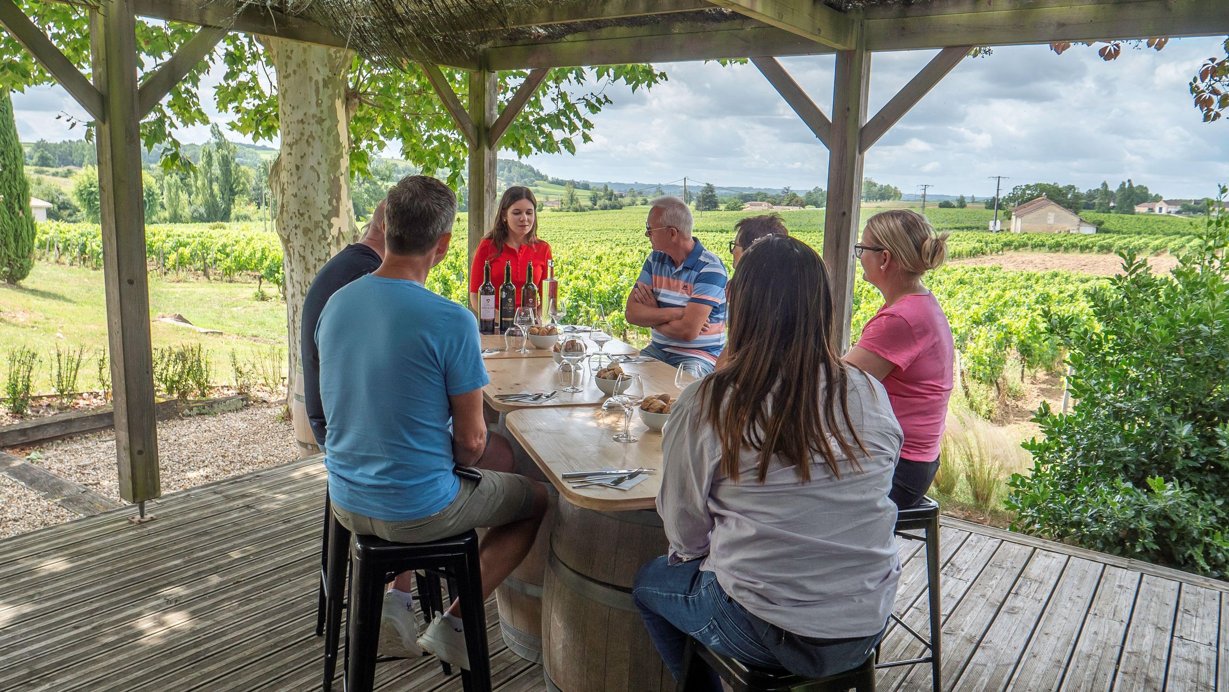 Von Bordeaux aus: Tagesausflug nach St-Emilion mit Verkostungen und Mittagessen
