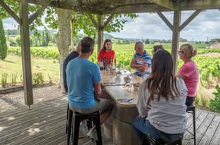 Von Bordeaux aus: Tagesausflug nach St-Emilion mit Verkostungen und Mittagessen