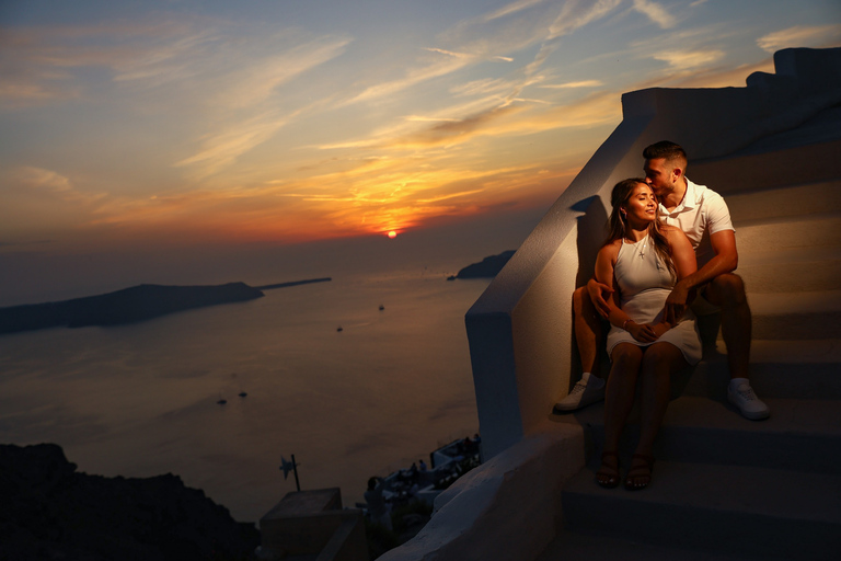 Proposal Photographer in Santorini2 Hours + 60 Photos at 2-3 Locations