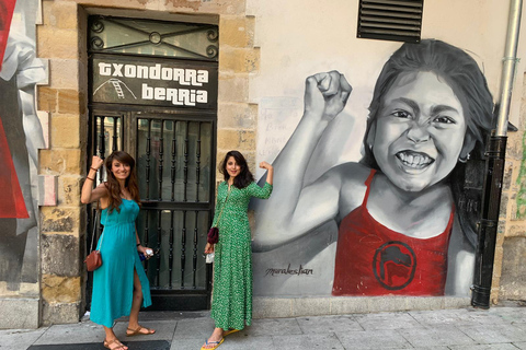 Bilbao: Women's Stories and Guggenheim Night Tour