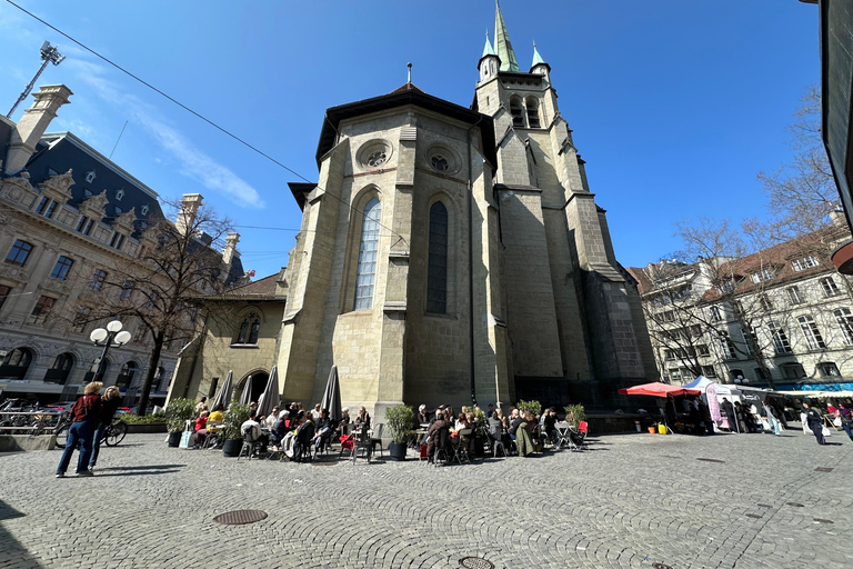 Lausanne: Downtown Highlights Walking Tour with a Local