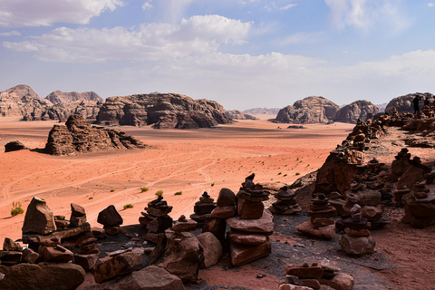 Wadi Rum: Desert Horseback Ride Experience with Lunch