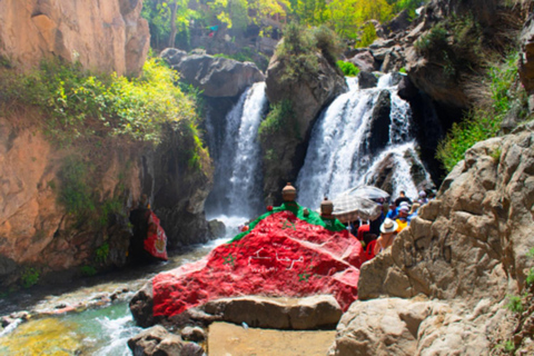 Excursion d'une journée à Marrakech en tyrolienne dans le Haut Atlas