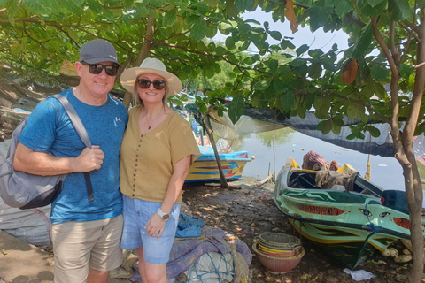 Negombo Private City Tour by Bicycle with Fruit Tasting Negombo Private City Tour by Bicycle with Fruit Tasting