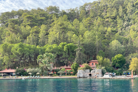 Bodrum: Private Catamaran Sailing Tour with Skipper