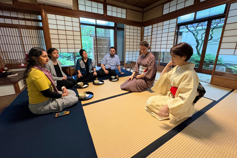 Kyoto: Casual Tea Ceremony in 100 year old Kyoto house Nederlands: Casual Tea Ceremony in 100 year old Kyoto house