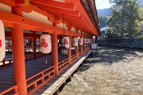 رحلة ليوم واحد إلى حديقة هيروشيما للسلام ورحلة إلى مياجيما للمجموعات الصغيرة