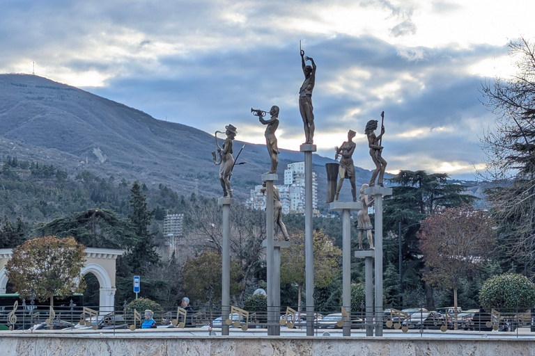 Tbilisi: Hidden Layers of Tbilisi Through Local Eyes Shared group/Small group