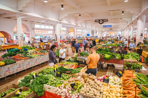 Cannes Walking Tour with Little Souvenir canneswalkingtour2025