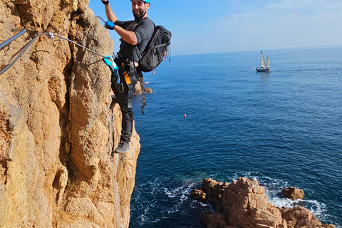 Via Ferrata Cala Molí (Costa Brava)