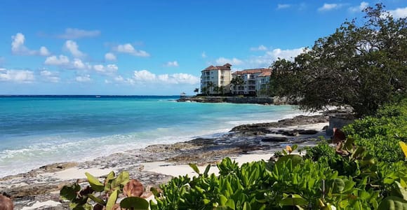 Nassau Private Beach-Hopping Tour: Soft Sands & Ocean Vibes