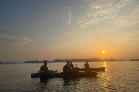 Baie d'Ha Long : croisière de 2 jours et 1 nuit
