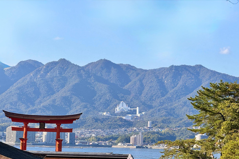 Hiroshima: Miyajima Island Cultural Walking Tour