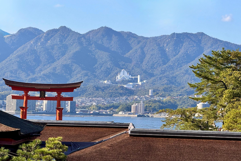 Hiroshima: Miyajima Island Cultural Walking Tour