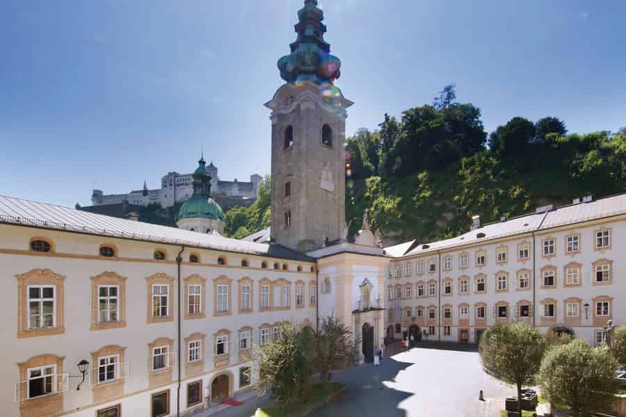 Salzburg: Mozart Violinsonaten St.Peters. Foto: GetYourGuide Salzburg: Mozart Violinsonaten St.Peters. Foto: GetYourGuide