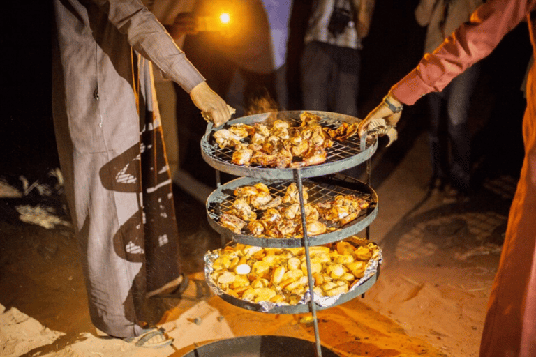 Wadi Rum: 6-Hour Jeep Tour with Bubble Tent Stay and 2 Meals