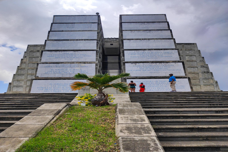 Punta Cana: Excursão VIP de um dia a Santo Domingo com recolha no hotel