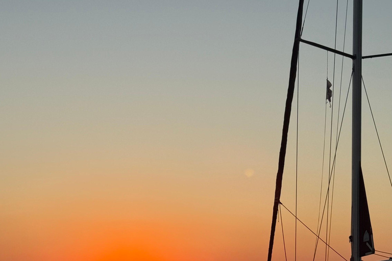 Mykonos Golden Hour Sailing with Lunch & Transfers