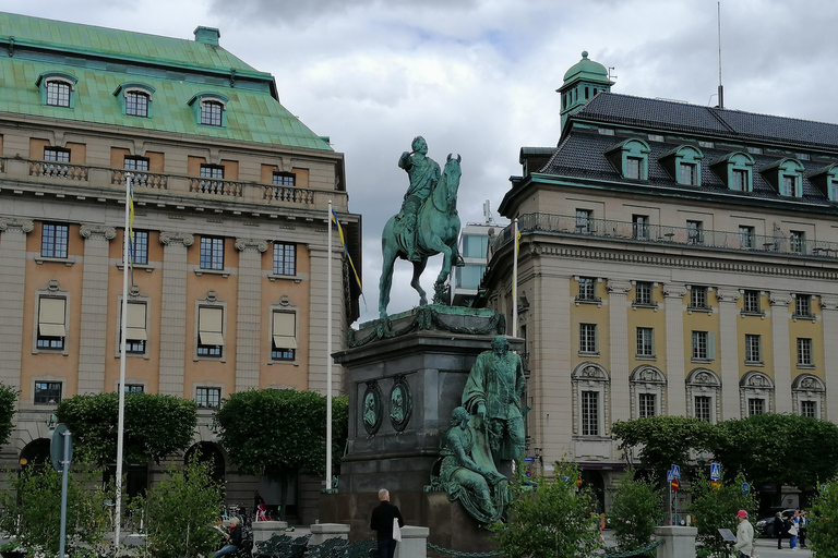 Stockholm: Eine Schönheit auf dem Wasser - Altstadtrundgang und BootsfahrtStockholm: Eine Schönheit auf dem Wasser - Altstadt und Bootsfahrt