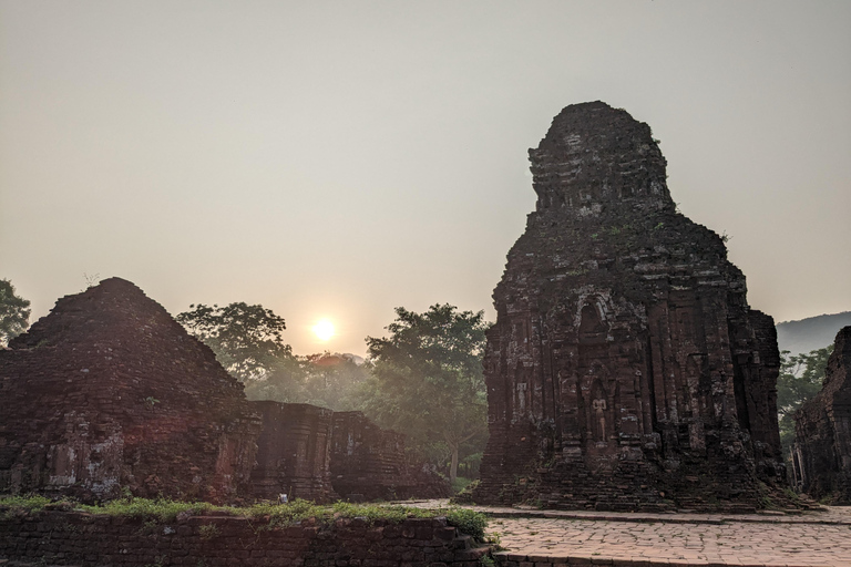 My Son Temples Tours (Sonnenaufgang oder Sonnenuntergang oder individuelle Zeit)