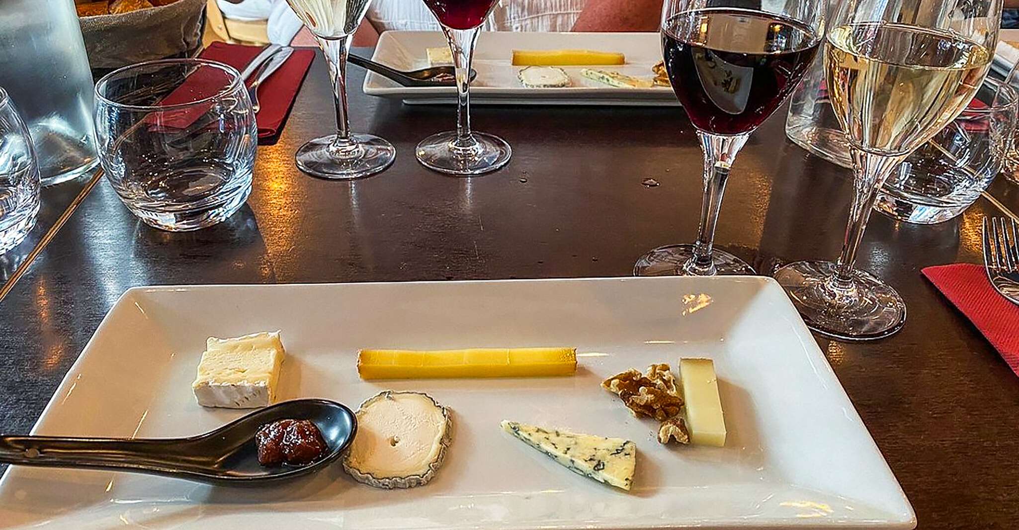 Paris, Montmartre Cheese, Wine & Pastry Guided Walking Tour - Hizvo
