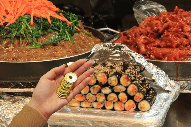 Gyeongbok-gung and Seochon walking tour with coin lunchbox Gyeongbok-gung & Seochon Walking Tour (Hanbok Experience)