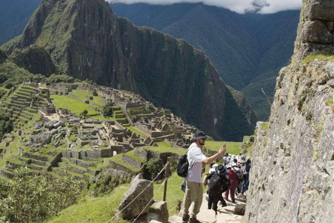 Machu Picchu 2 Day Tour with Tickets