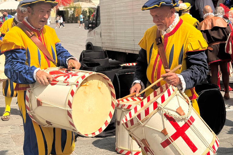 The Legendary Calcio Storico Fiorentino Experience Calcio Storico Fiorentino Semifinal Tour (TICKET INCLUDED)