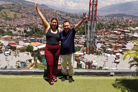 Comuna 13 Full Experience | Subway, Metrocable, Street Art and Culture. Comuna 13 Full Experience | Metro, Metrocable, Street Art and Culture.