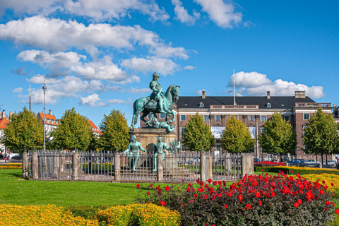 Copenhagen City Highlights Group Walking Tour 2-hour: German Walking Tour