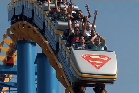 Cidade do México: Ingresso para o Six Flags + tour hop-on hop-off pela cidade