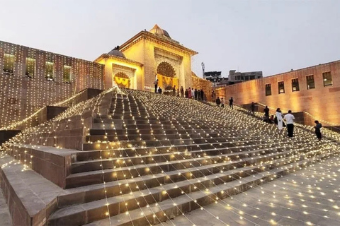 Visite d&#039;une journée tout compris à Varanasi avec vue sur le GangeVaranasi : visite privée d&#039;une journée sans billet