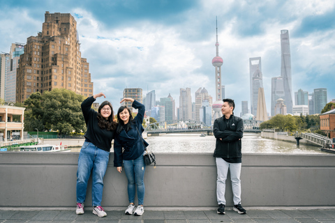 Shanghai: Professional Photoshoot Walking Tour