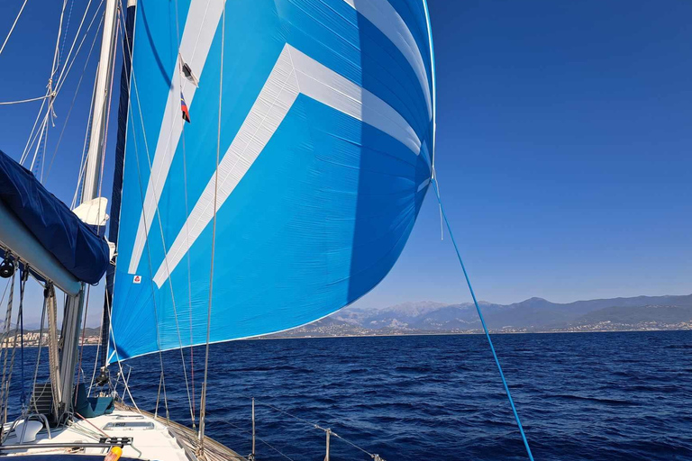Sète: Sailing trip at sea on a sailboat Half-Day Sailing Experience