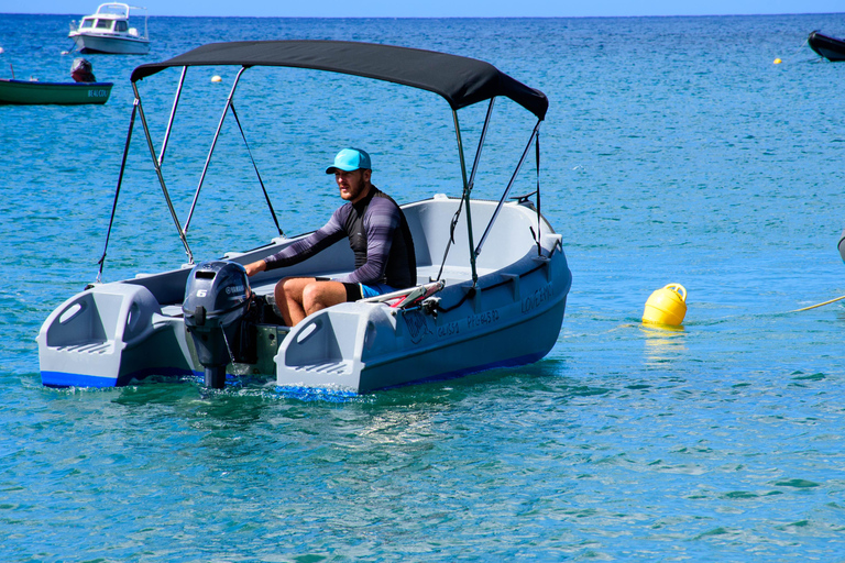 Aluguer de 4 horas Reserva Cousteau Barco sem licençaAluguer por 4 horas Reserva Cousteau