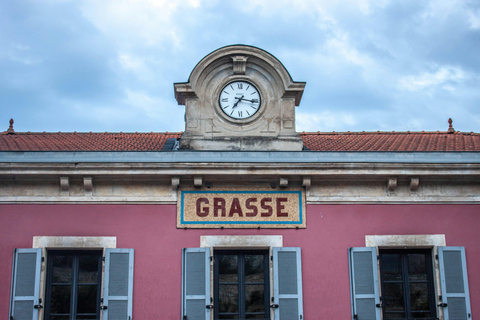 From Nice: Èze, Saint-Paul-de-Vence & Grasse Day Trip