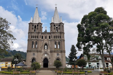 MEDELLIN : VISITE DES JARDINS + ANDES (VUE PANORAMIQUE) + ÉLEVAGE DE TRUITES