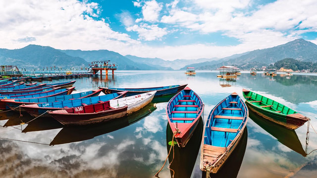 Pokhara: Combo- City Tour, Sarangkot Sunrise View & Dinner